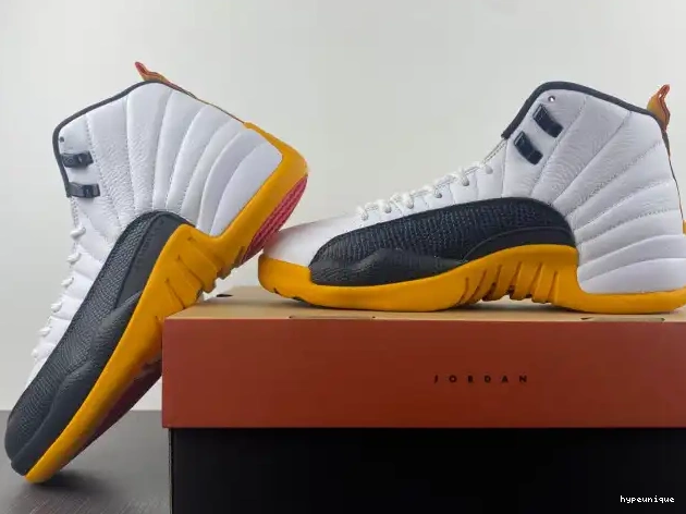 HYPE Years Air Jordan in China 25 DR8887-100 12 0608